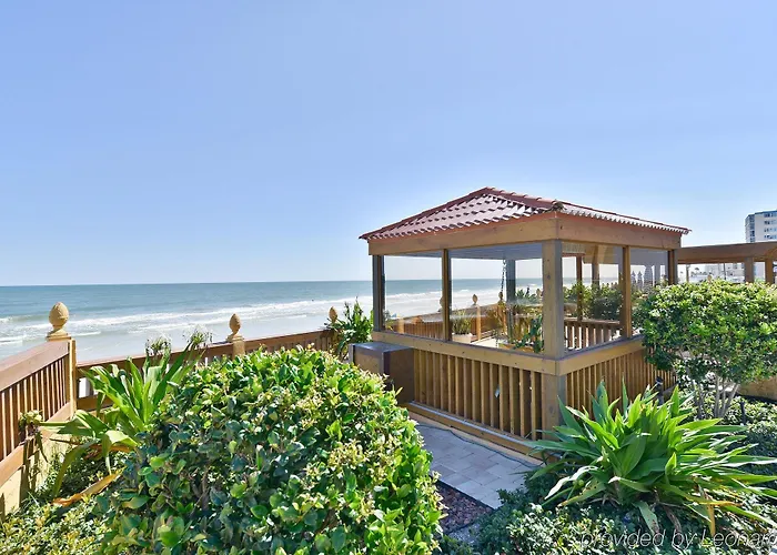 La Bella Oceanfront Inn - Daytona
